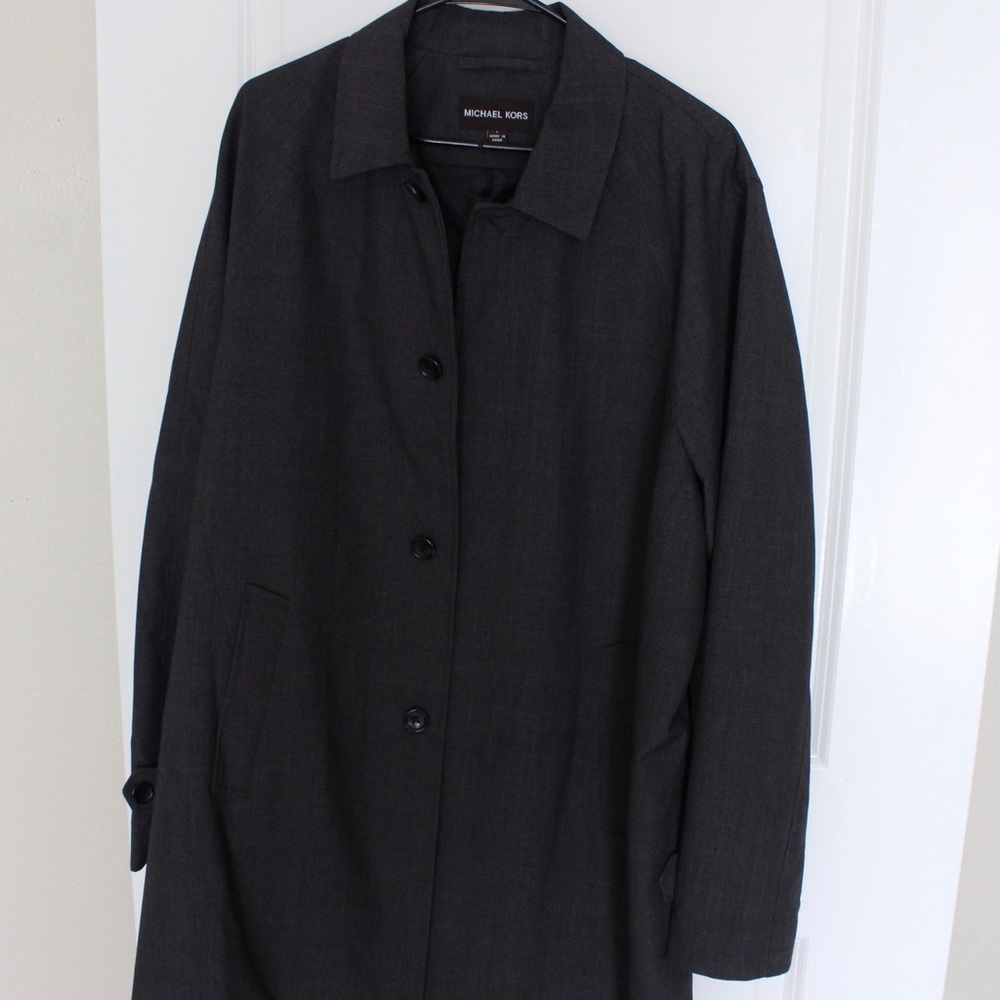 $350 Michael Kors Waterproof  Raincoat Slim Fit